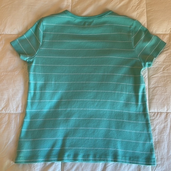Lands’ End Woman’s Fitted Cotton Tee Shirt - Picture 4 of 7